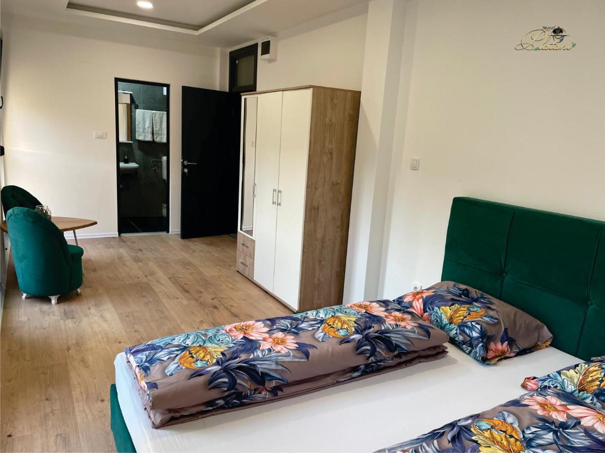 Motel Platani Kotor Varos エクステリア 写真