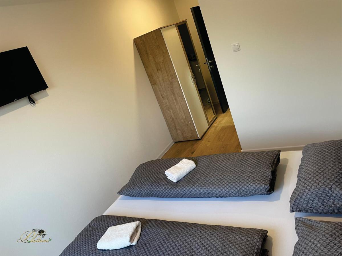 Motel Platani Kotor Varos エクステリア 写真