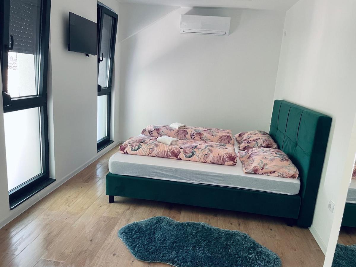 Motel Platani Kotor Varos エクステリア 写真